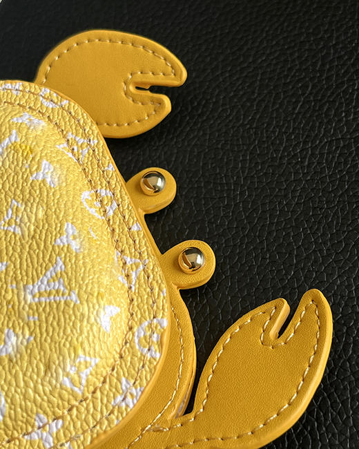 现货 THS 9.15-无 驴家 小螃蟹小海龟包包挂件 耳机包 6色 CQ1360 商品图7