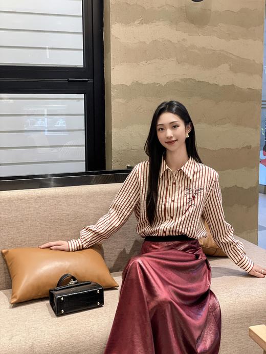 伯妮斯茵 | 复古休闲风 红白条纹刺绣衬衫 春秋气质百搭上衣 HJ3F50 商品图0