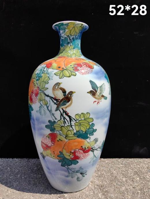 釉下五彩赏瓶 商品图0