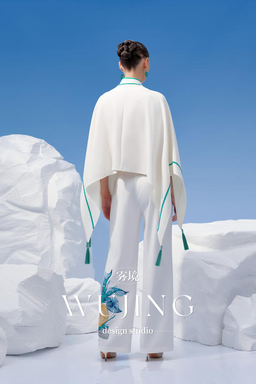 4202098 浑金白玉 加密水晶西装斜纹料裤子 雾境 商品图6