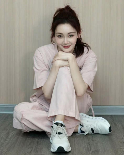 现货 THS 9.15-无 loe x clou 情侣款 合作系列 2.0运动跑鞋 7色 QZ094 商品图1