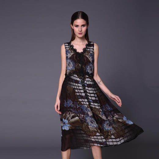 【伯妮斯茵】162S180--黑色连衣裙--麦田与太阳--《生命之美-梵高的花园》 商品图5