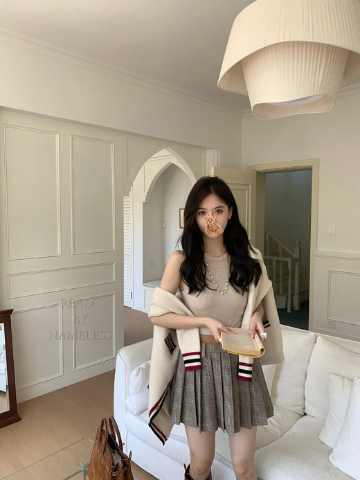 Read Nameless /天柔纱学院风miu 系大毛衣+羊毛格子拼接百褶裙裤 2024/9/14 商品图4