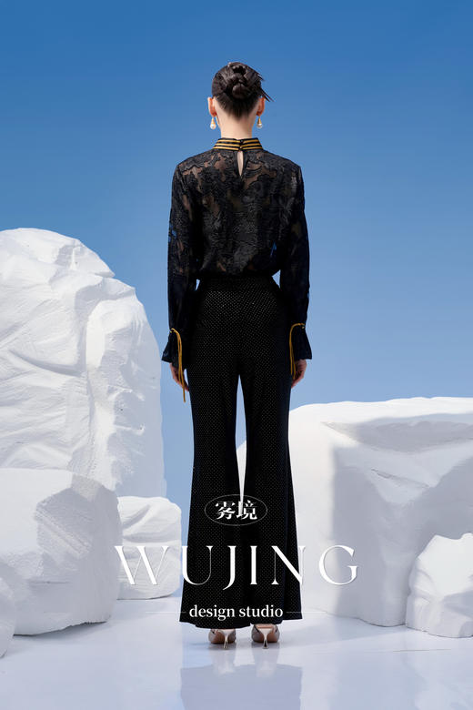 4202090 古潼怀金 高级雪纺立体花烧花工艺料上衣 雾境 商品图5