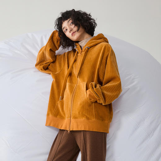 谜底连帽卫衣女2024冬季新品休闲风暖橙色软糯亲肤上衣244MV1569 商品图1