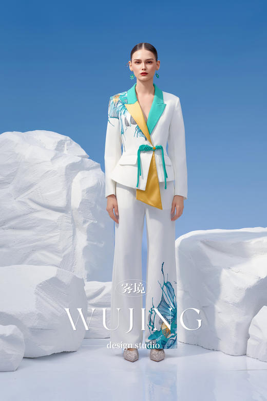 4202099 浑金白玉 定制定位印花外套 雾境 商品图4