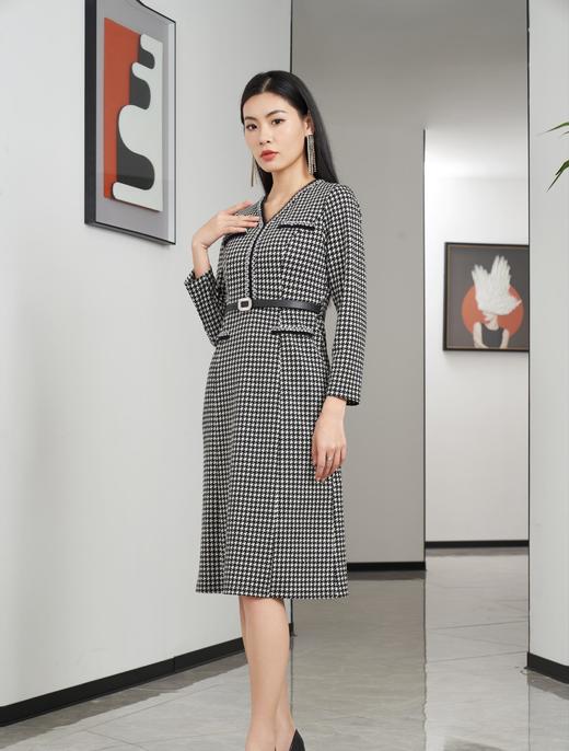 漆黑色连衣裙HJ3S96 商品图3