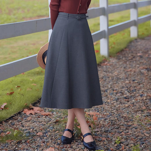 【预售7天】重磅定制款 | 天丝羊毛 A型立体剪裁显瘦秋裙 商品图0