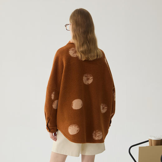 谜底翻领毛呢大衣女2024冬季新品复古风保暖衬衫式外套244MD1641 商品图2