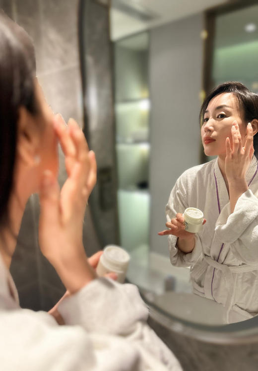 🔥【TOPC益生元补水霜】益生元洋甘菊保湿补水霜｜祛痘膏同团队研发，冰淇淋质地，可做日常护理/手霜/面霜/身体乳/涂抹面膜眠面膜，哪里干燥涂哪里（50g） 商品图1