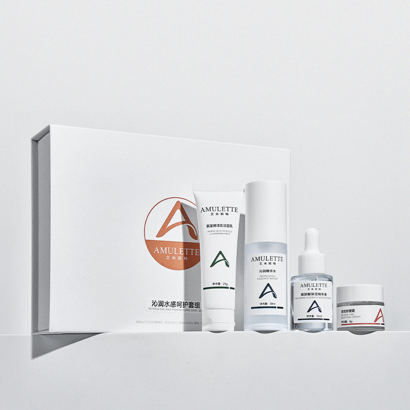 艾米莉特沁润水感呵护套盒