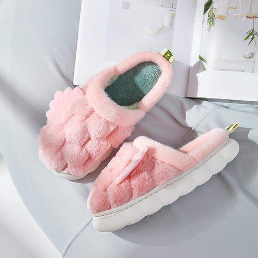 【享受云端的安心舒适】冬季可爱毛绒棉拖鞋卡通室内外穿居家居情侣款保暖舒适加绒月子鞋 商品图2