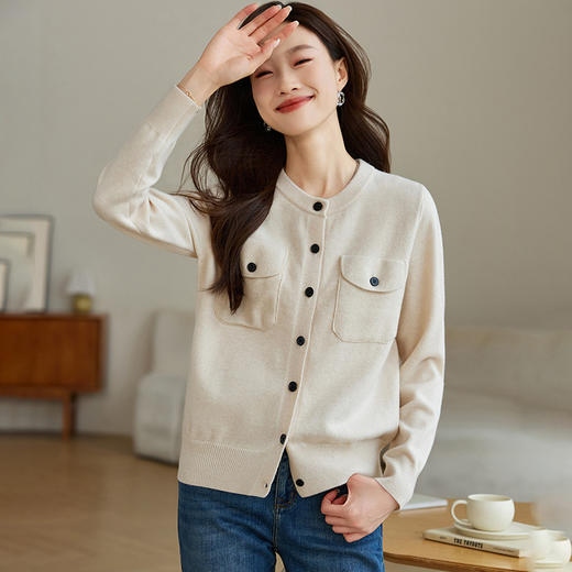 CC-J878灰色短款 羊毛针织开衫女2024春秋新款慵懒风短款小香风毛衣外套 商品图2
