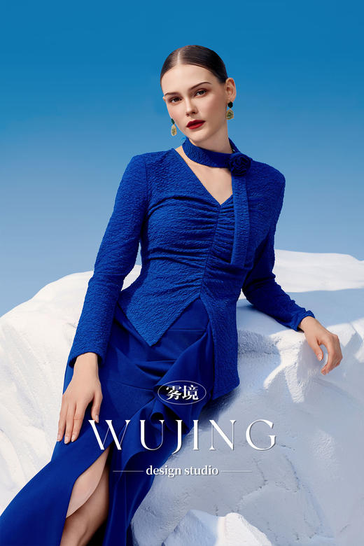 4202008 青蓝冰水 高级亮丝斜纹半裙 雾境 商品图5