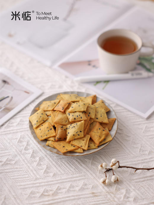 【米惦地瓜小酥】原价19.9一盒，现团购只要13.3/盒！ 🧡精选天目山小香薯，只要中间的香甜 🧡92%的地瓜原浆添加，新鲜纯正  商品图7