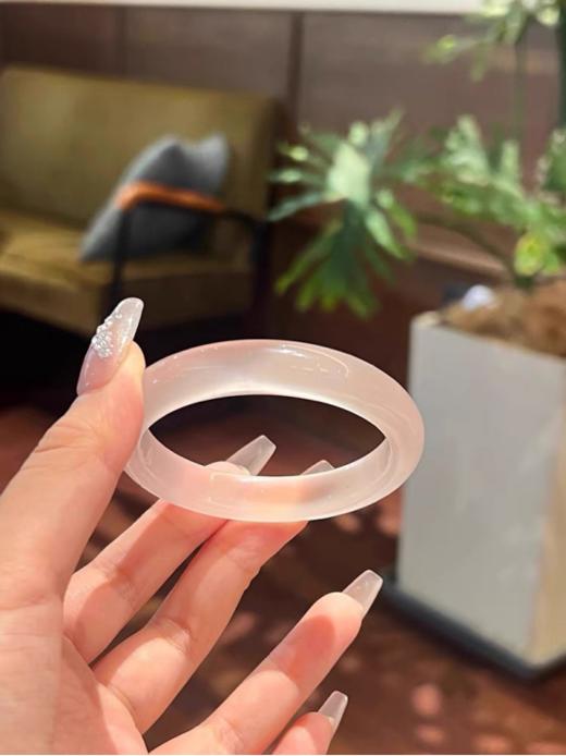 🎈🎈直击底价 🔥【珀派霖菲高冰猫眼碎冰冰手镯】！ 🌸高冰香槟金手镯冰种藕粉镯子💪 /拿捏秋冬氛围感 🔆戴不腻的经典款 商品图1