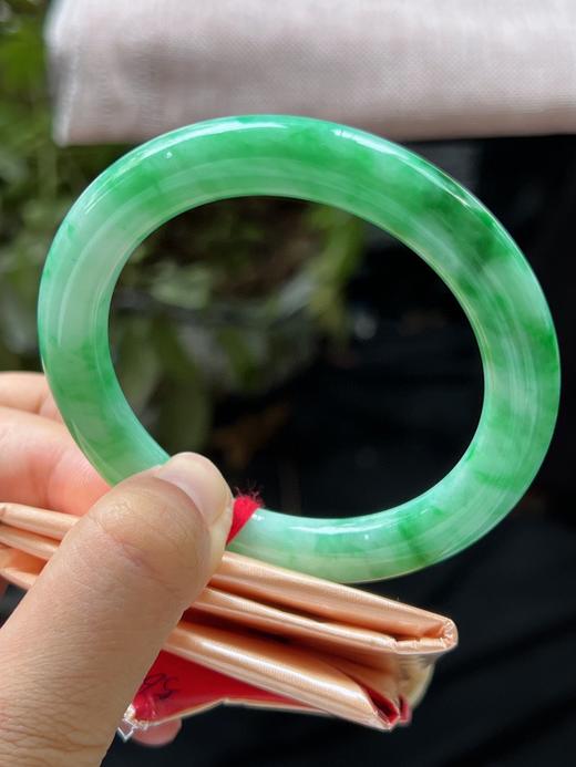 57圈口翡翠手镯 商品图0