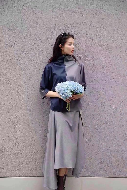 希色套装裙 商品图1