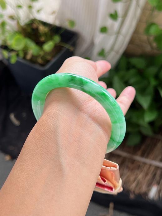 57圈口翡翠手镯 商品图2