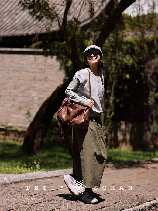 PETIT SCHAN小闪 CLO#592 Long termism 长期主义 羊绒棉V领针织背心 商品图4