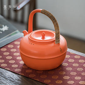 问鼎天石系列燕领红腰线提梁壶（缺货）