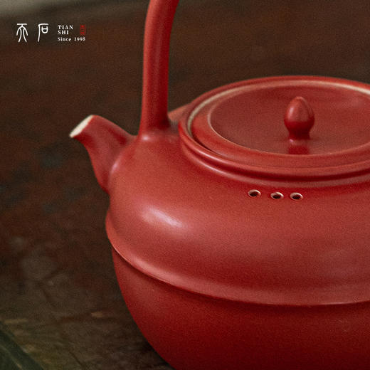 问鼎天石系列胭脂红腰线提梁壶（缺货） 商品图3