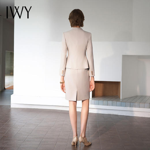 IWY/西装外套女气质小个子浅色职业内搭连衣裙两件套总裁范经C2065+Q1206 商品图3