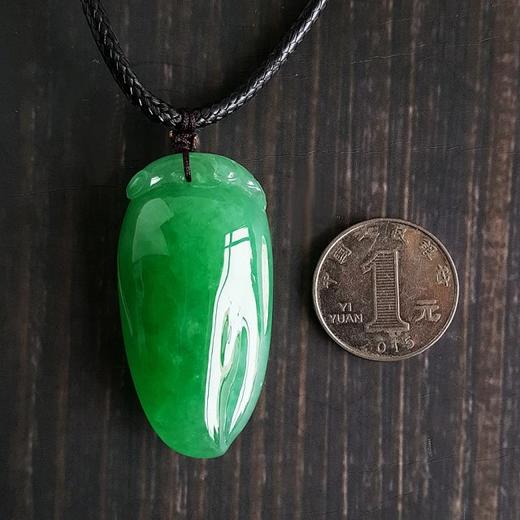【天然正品】A货玉质细腻无纹无裂完美料天然阳绿糯冰种收藏级福瓜翡翠吊坠挂件 现售价：767000！0215KC09 商品图6