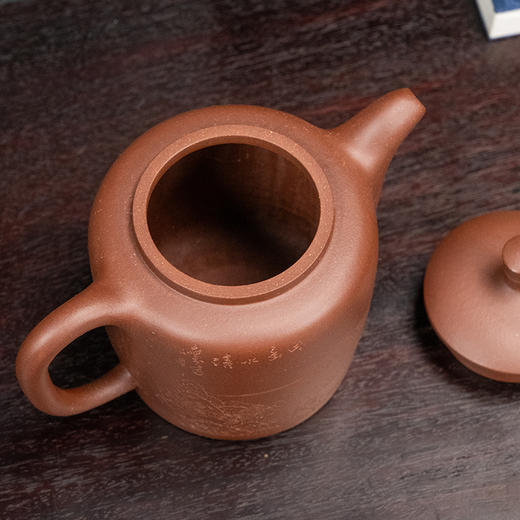 《春晖壶》 吴永明  省陶瓷艺术大师，高级工艺美术师、实力派中青年紫砂艺术家、陶刻家 商品图1