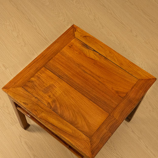 二十世纪 黄花梨束腰罗锅枨马蹄腿方凳 商品图4