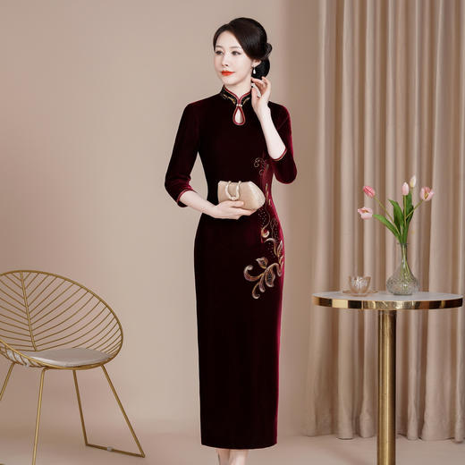 HYX-24-7872新款修身改良丝绒旗袍裙大码喜妈妈婚宴礼服长款喜婆婆 商品图2