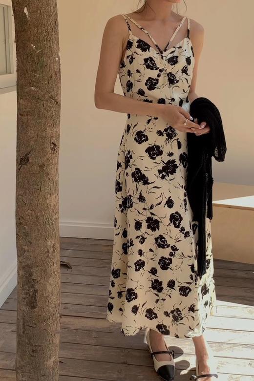 SIA SAYLOR 艺术花朵印花吊带连衣裙 18827 商品图1