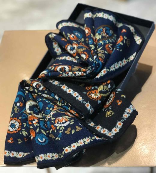 优品堂【奢迷】70*70真丝羊毛方巾 商品图3