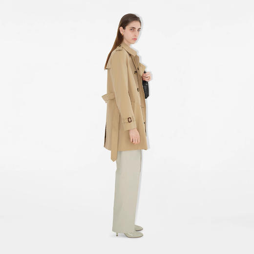 【二】BURBERRY 巴宝莉 女士肯辛顿版型 – 短款 Heritage Trench 束腰风衣 卡其色 8079417 A1366 商品图2