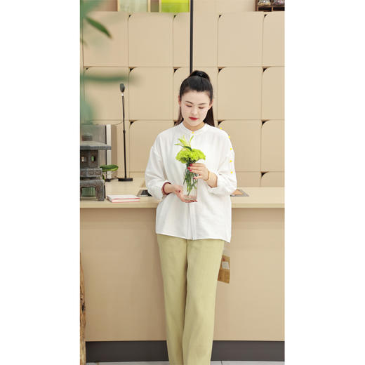 【抖音专属】圆领衬衣（1832524B-栀子白） 商品图3