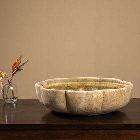 清 汉白玉花口赏盆