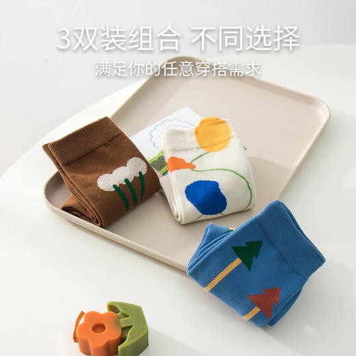 【袜子】复古中筒女袜 商品图1