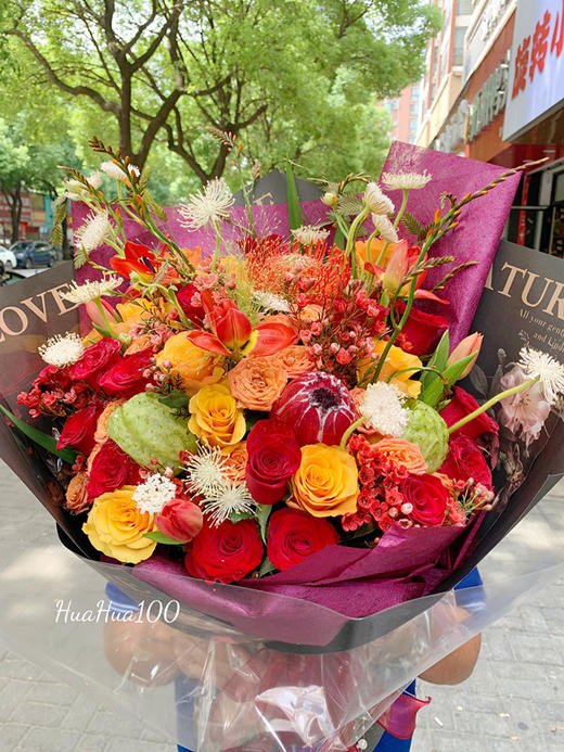 盛放丨红/橙玫瑰/帝王花/糖棉混合花束 商品图1