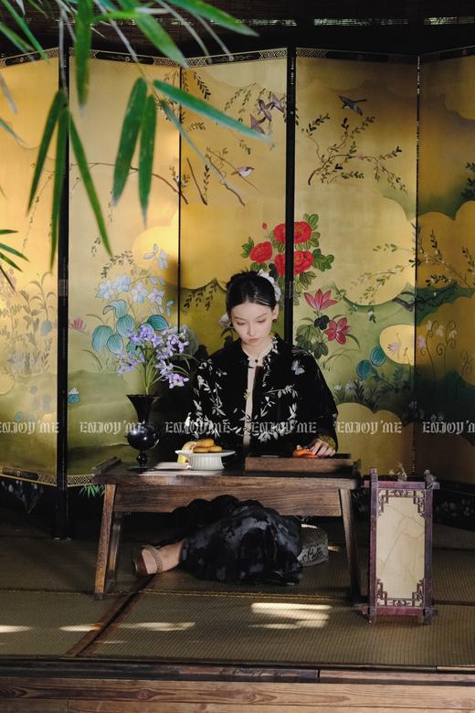 【门店同款】ENJOY秋季云敛-漠上飞花花影琉璃半裙 159410618 商品图8