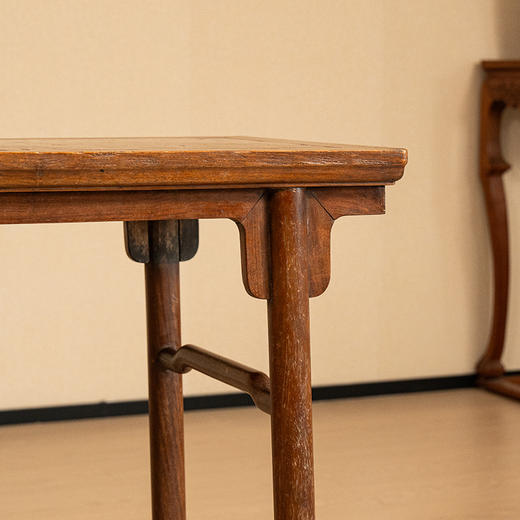 清 黄花梨镶瘿木面夹头榫刀牙板平头案 商品图4