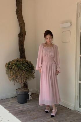 Le Malene 粉色优雅甜美挖肩收腰连衣裙 18748