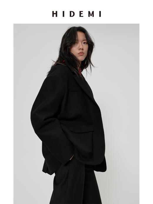 HIDEMI 【当当同款】极简大立体口袋设计感飞行员式领底呢手工式拼接宽肩大廓形绵羊毛厚款中短款毛呢西装大衣外套 商品图9