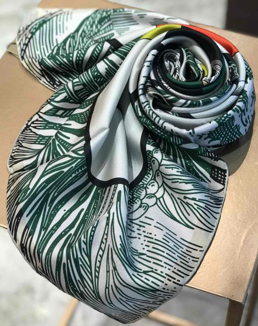 优品堂【清秀高雅2】90*90桑蚕丝斜纹绸方巾 商品图10