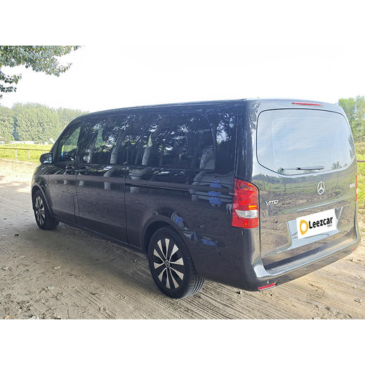 奔驰  V 260L 长轴距尊贵版【长租-北京】 商品图4