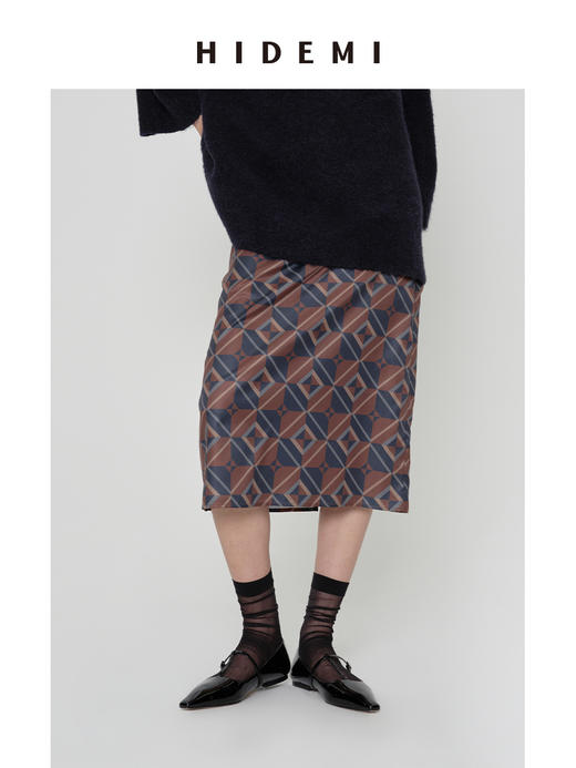 HIDEMI 经典几何印花系列极简缎面半身裙 商品图4