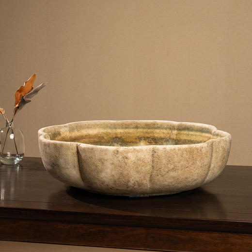 清 汉白玉花口赏盆 商品图4