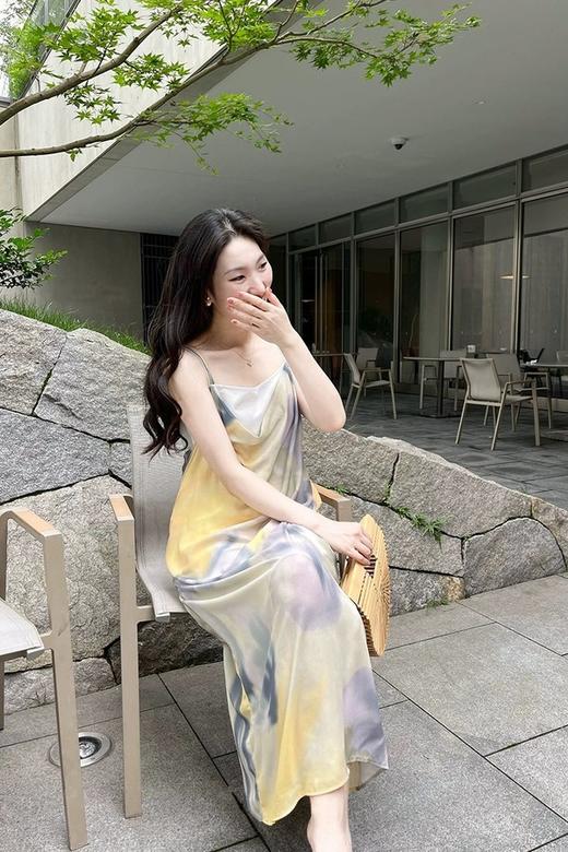 SIA SAYLOR 自然晕染设计感吊带连衣裙 18615 商品图6