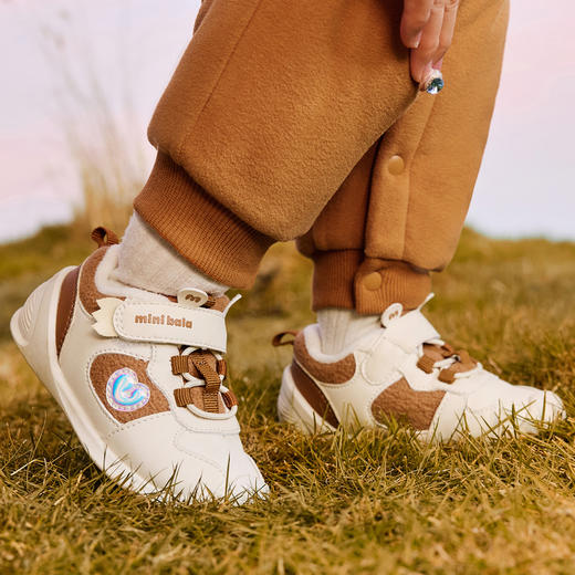 【止滑防摔】迷你巴拉男女童防踢撞内里加绒保暖学步鞋 商品图2