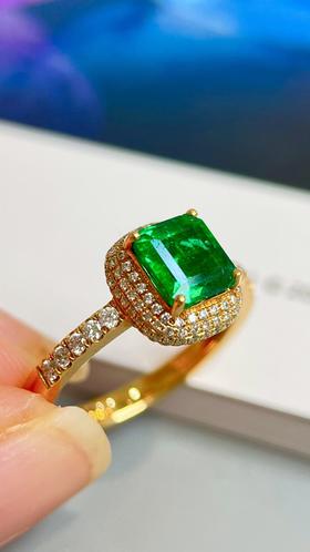 1.195克拉祖母绿戒指