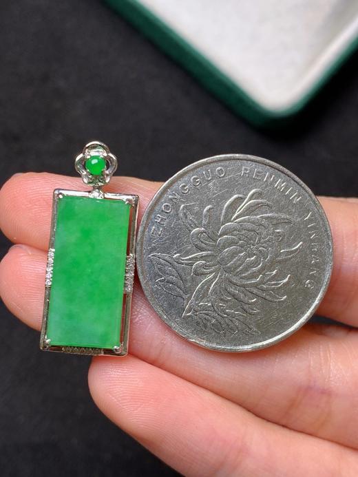 18k翡翠平安牌吊坠 商品图2